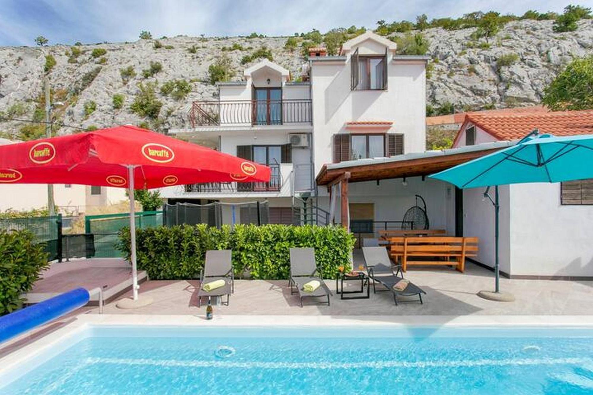 Holiday Home Mons Aureus Gornje Sitno Ngoại thất bức ảnh