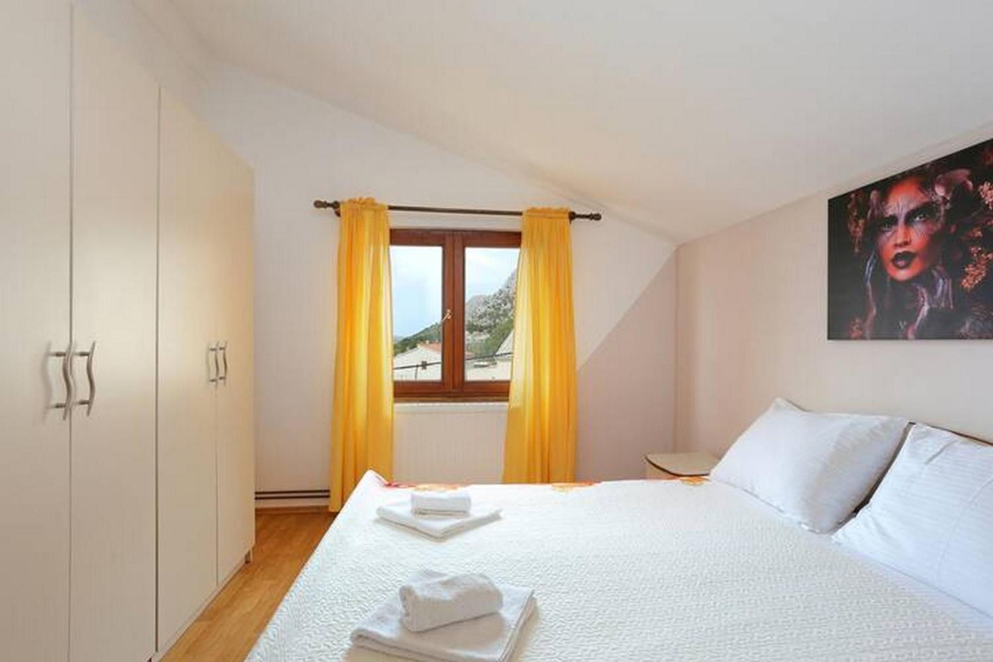 Holiday Home Mons Aureus Gornje Sitno Ngoại thất bức ảnh