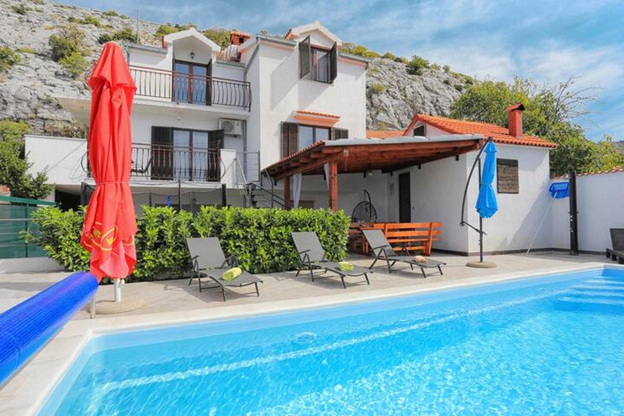 Holiday Home Mons Aureus Gornje Sitno Ngoại thất bức ảnh